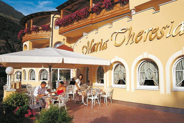 Hotel Maria Theresia Silandro Eksteriør bilde